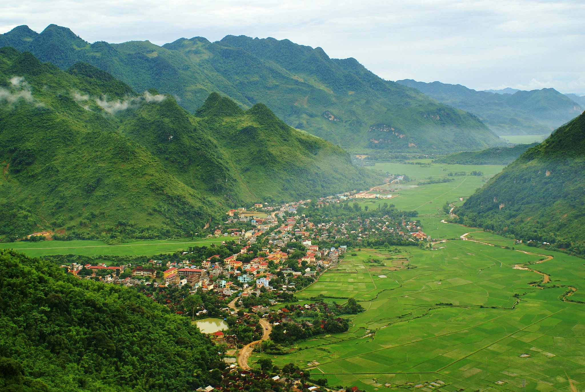 Thung lũng Mai Châu